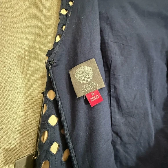 Vince Camuto Signature Pleated Eyelet Navy & Tan Sleeveless Dress, Size 12, NWT - Picture 6 of 11